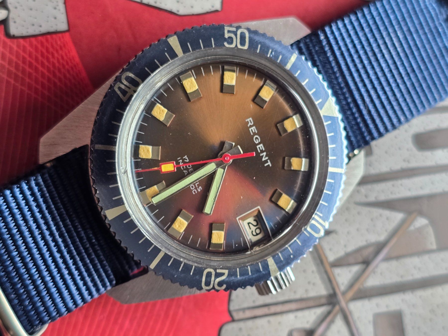 Orologi: 671 Regent Taucher  Date  HA – Usato da Muri AG venduto da Corredor 8