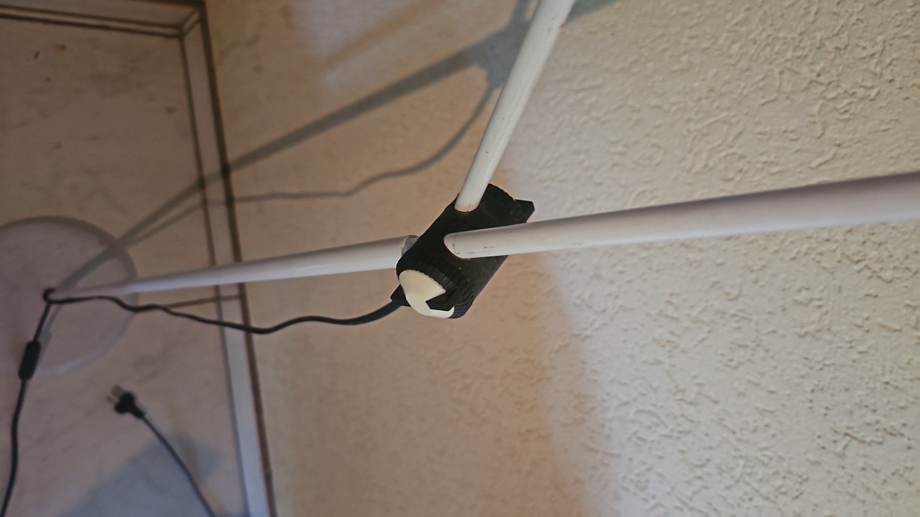 Lampes: Stehlampe Vintage, veneta lumi – D'occasion à Feldbrunnen par Kolosseum111 4
