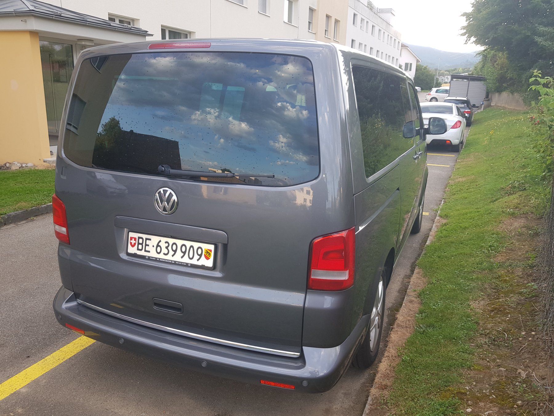 VW Veicoli da campeggio: VW T5 MULTIV. TDI 4M – Usato da Biel / bienne venduto da Sarouch9 3