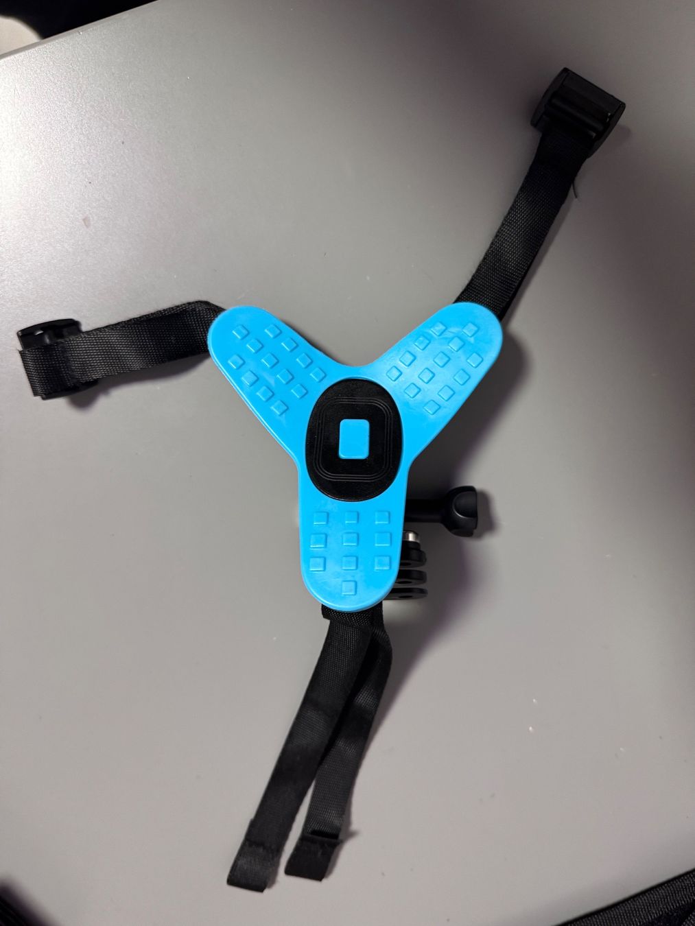 Gopro Trépieds & Accessoires: GoPro Motorradhelm Kinnhalterung universal – Neuf (Voir description) à Zunzgen par noa_wd92 1