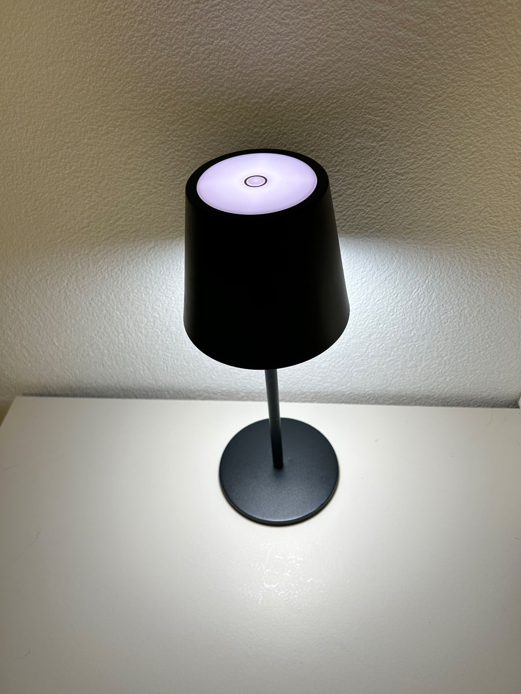 Lampes: Tischlampe ohne Kabel – D'occasion à Zizers par Neka19 2