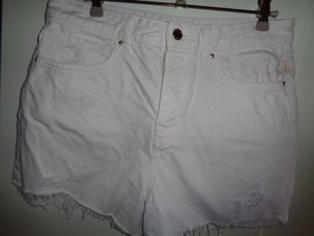 *** Weisse Shorts *** / von ZARA ab 1.00