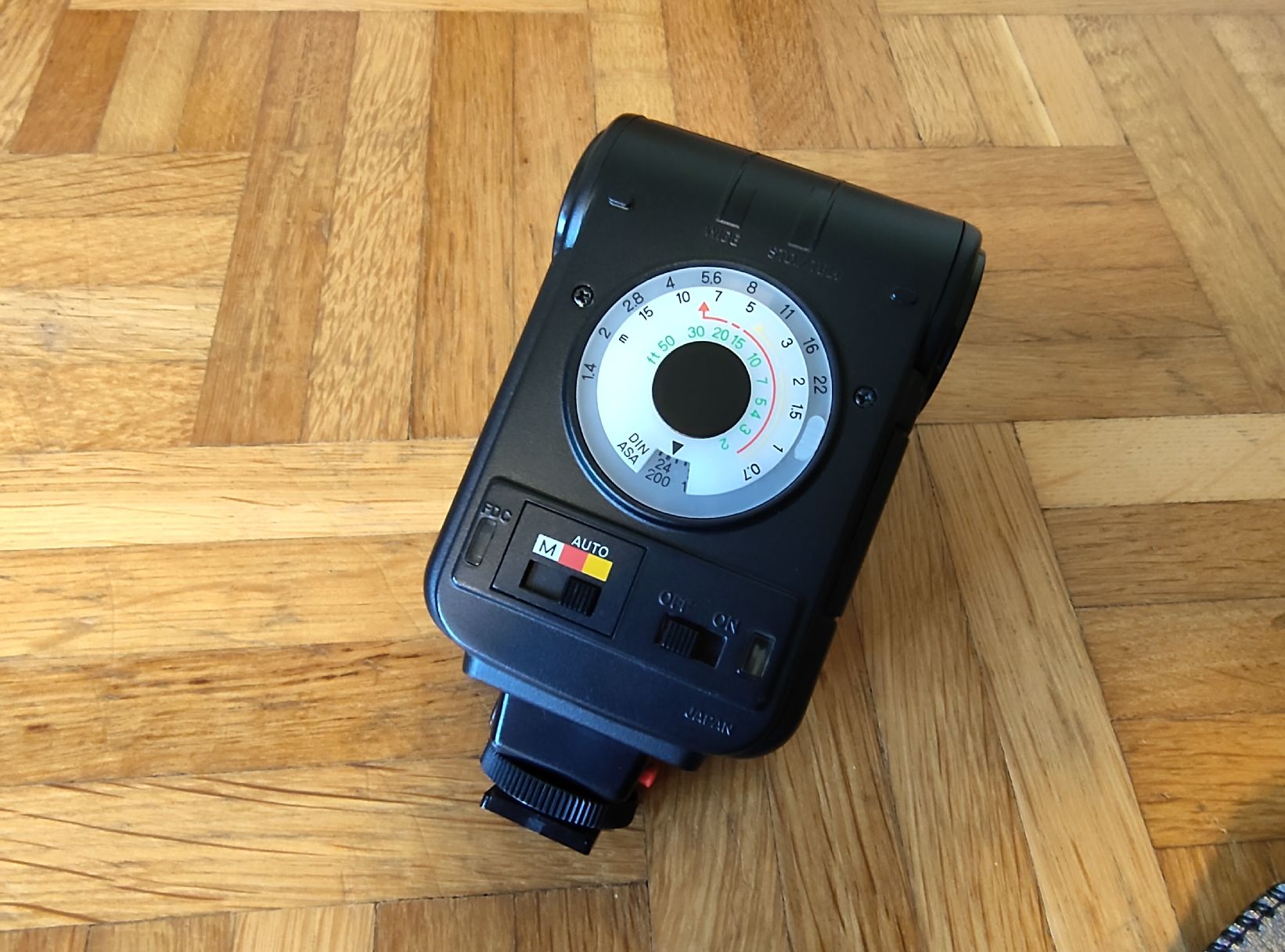 Minolta Flash: Blitz Minolta Auto 132X guter Zustand – Usato da Zürich venduto da s_a11 1