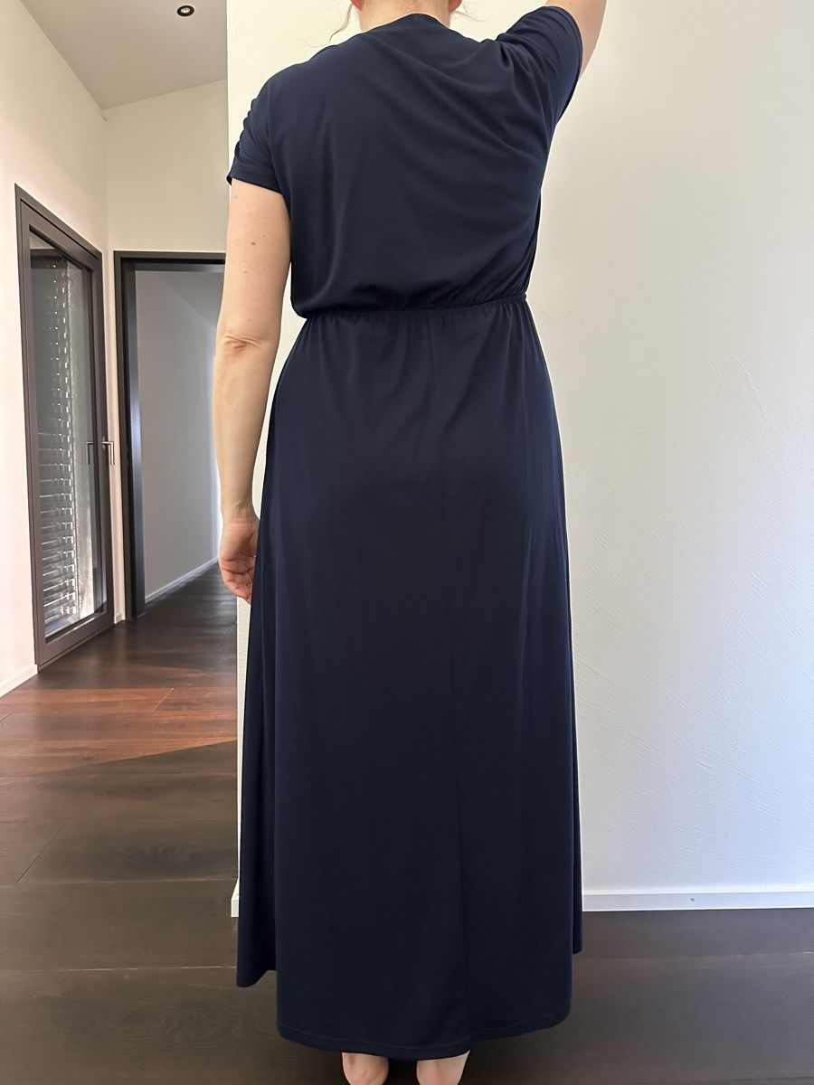 Vestiti: Kleid dunkelblau 44 – Usato da Wetzikon ZH venduto da lugis 4
