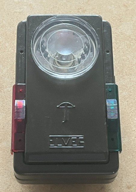 Schweizer Armee Lampade: Armee Taschenlampe – Usato da Thalwil venduto da Peter0911