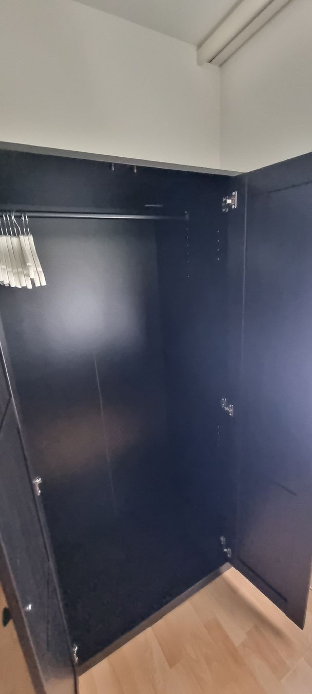 Schränke: Ikea Schrank – Gebraucht aus Kriens von sus_gb5f 1