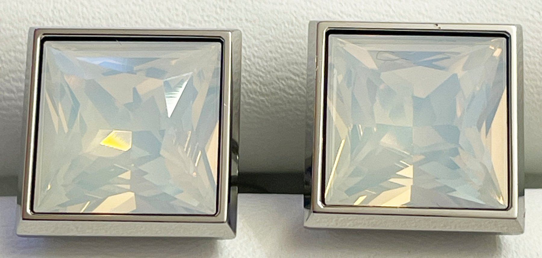 Swarovski Gemelli: Manschettenknöpfe von Swarovski – Usato da Chur venduto da elifor