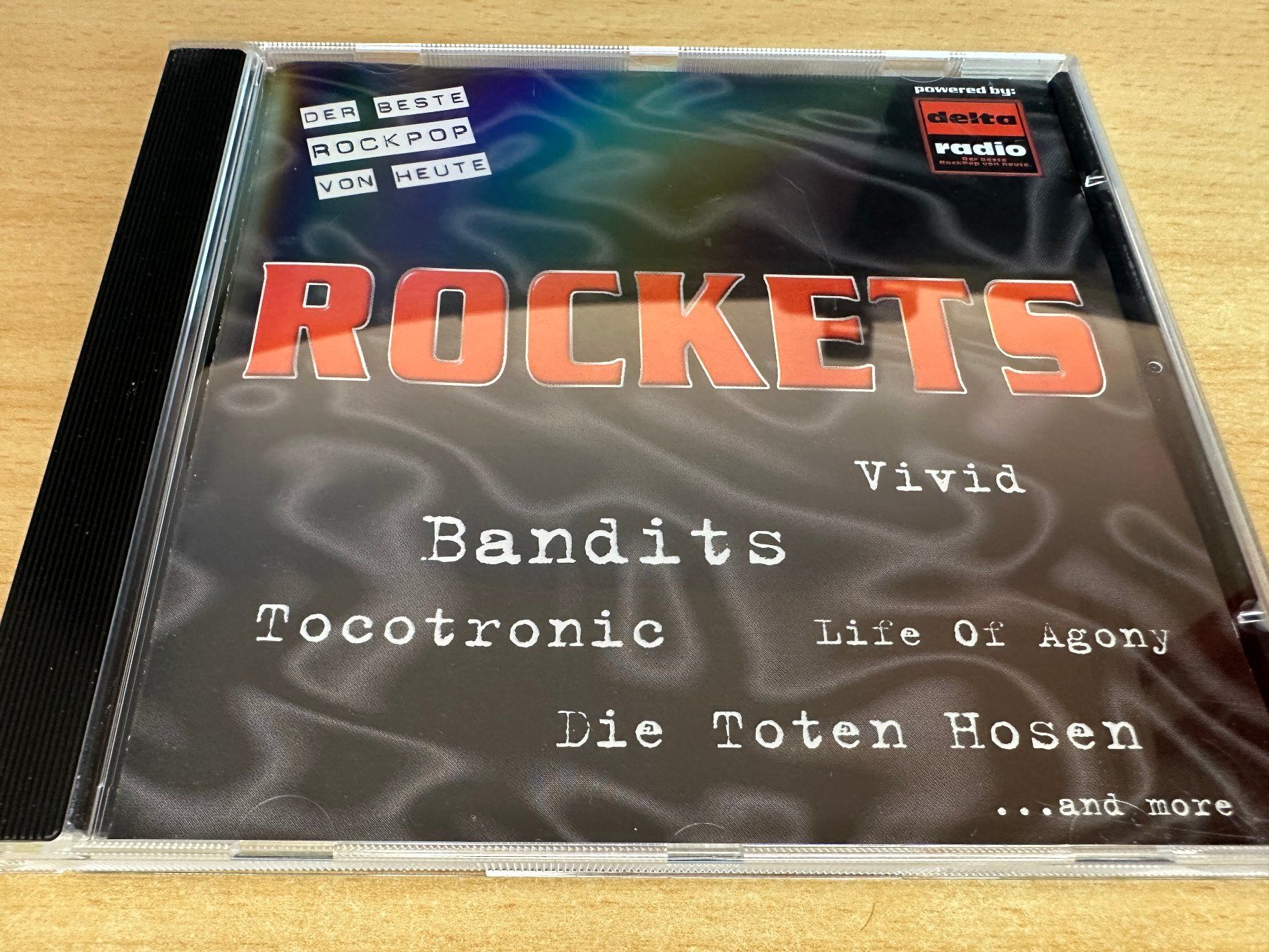 CD: Various – Rockets – Usato da Rikon im Tösstal venduto da Alpenmutz