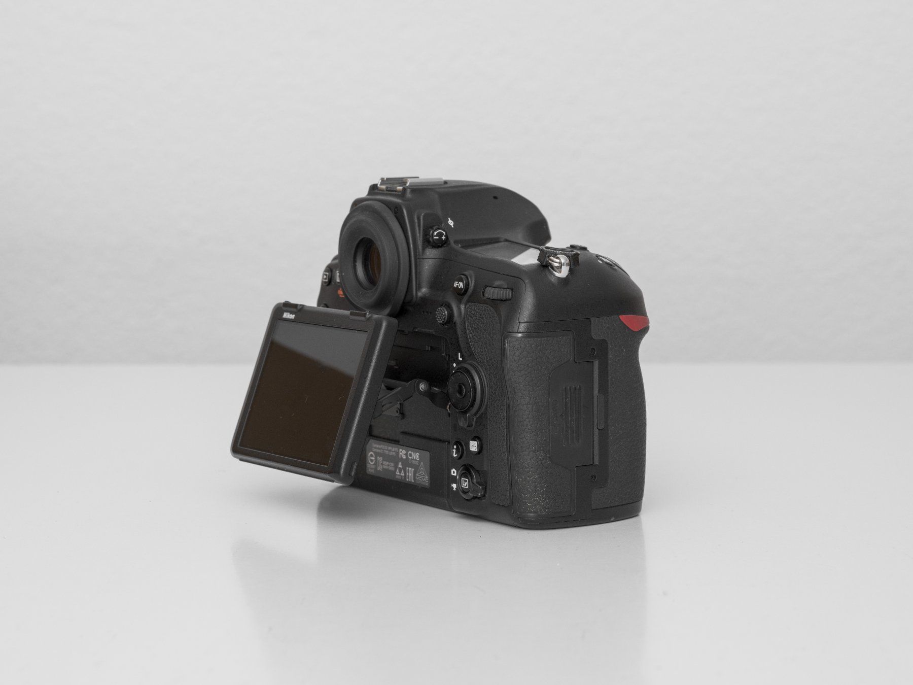 Nikon Fotocamera: Nikon D850 + 4 Akkus + Ladegerät + Godox Trigger – Usato da Luzern venduto da jblum 4