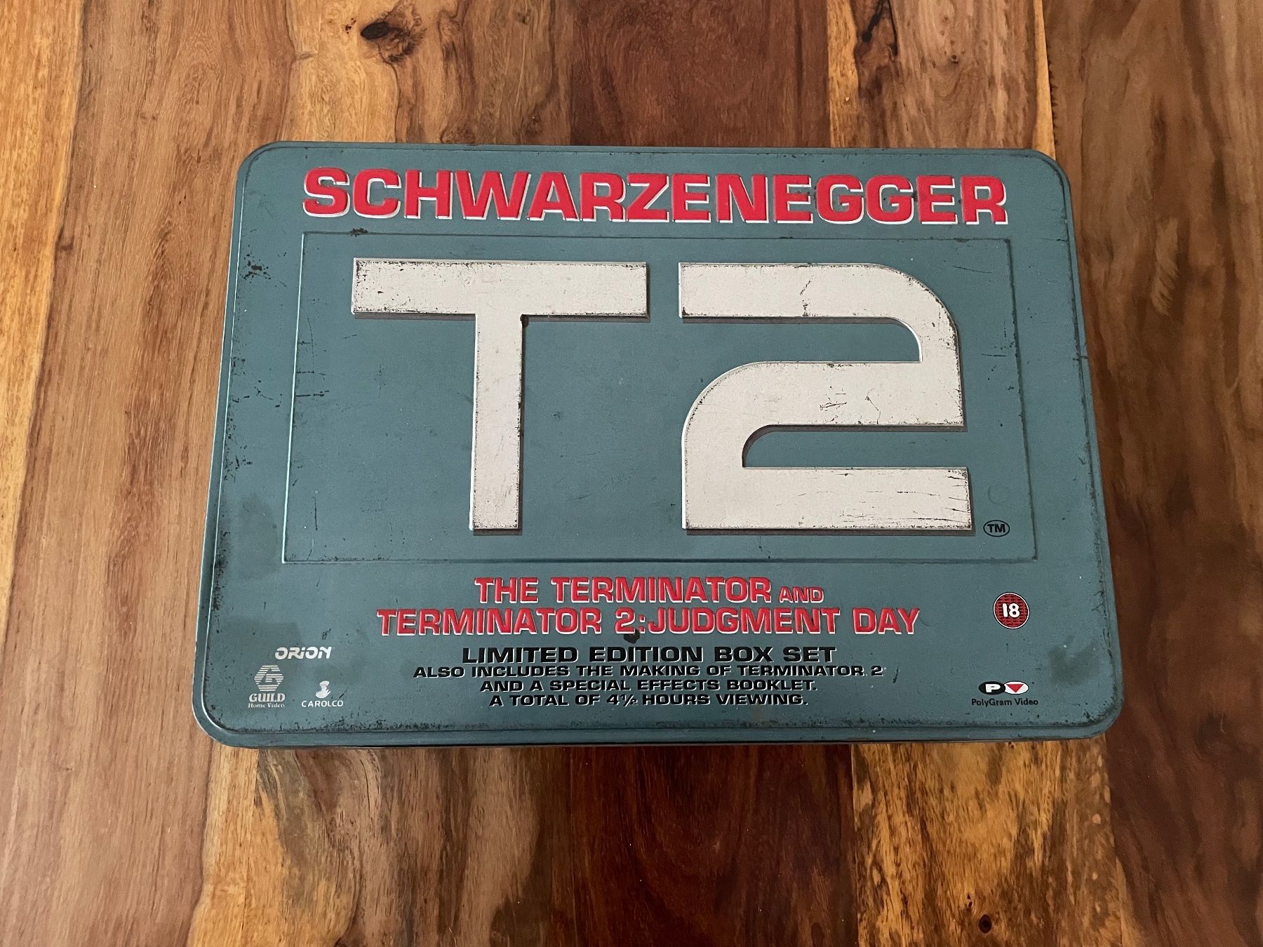 Alle VHS: Terminator Filme VHS Videokassette Deluxe Box PAL – Gebraucht aus Schliern b. Köniz von  2
