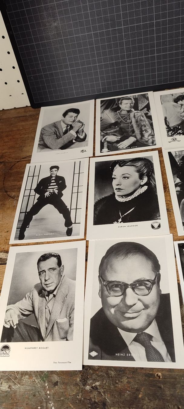 Ansichtskarten: 16 Postkarten z.B.John Wayne, Elvis, Die Deutsche Riesin usw – Gebraucht aus Gelterkinden von MYSTOREFORYOU4460 1