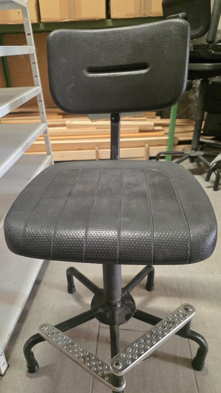 Sedie: Chaises d'horloger noir réglable – Usato da St-Imier venduto da inf_h7kx