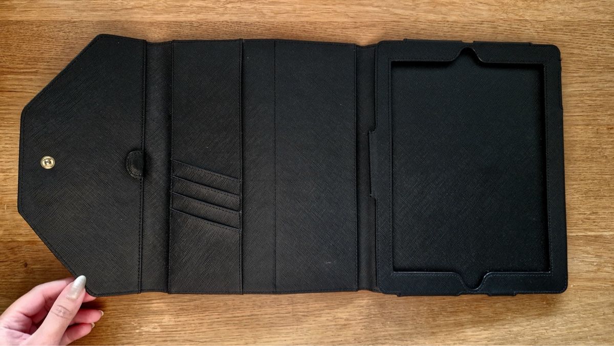 Michael Kors Covers & Taschen: iPad Hülle Michael Kors – neu – Neu (gemäss Beschreibung) aus Bonstetten von AngelaF23 3