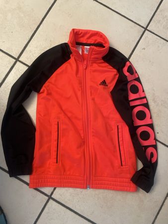 Adidas Trainings Jacke Gr.140 neu