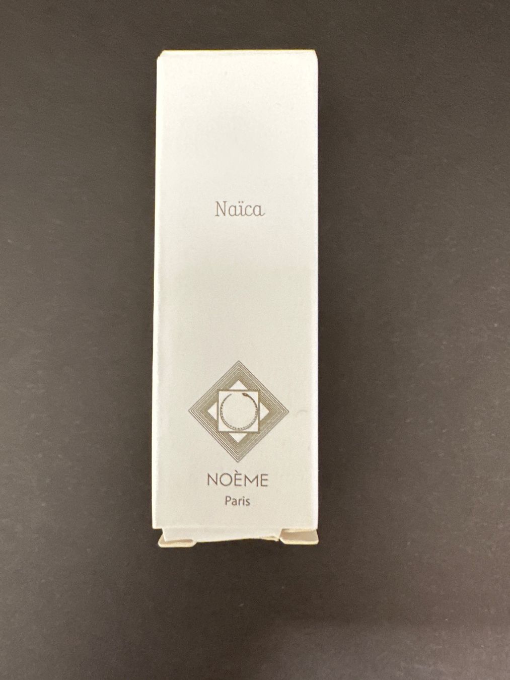 Parfum & Eau de Toilette: Nischenduft Noème Paris Naïca 2 ml – Neu und originalverpackt aus Bern von schnupka