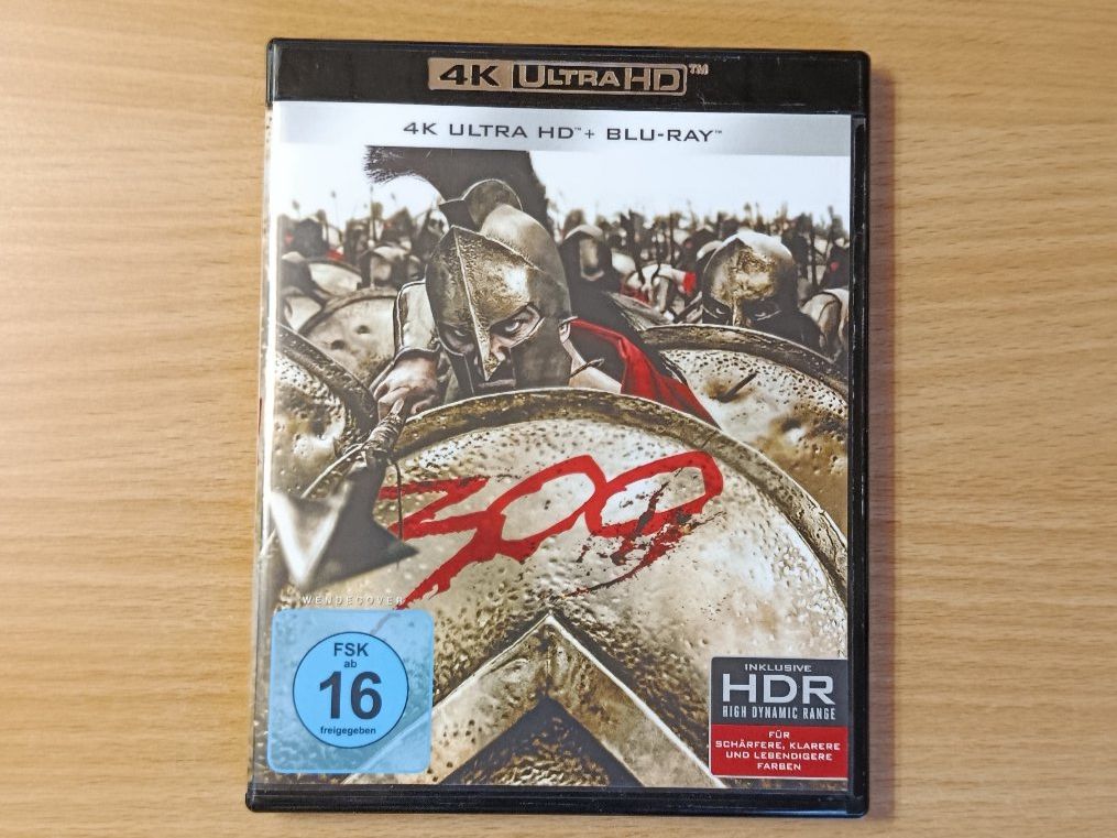 Tous les DVDs: 300 - 4K UltraHD + Blu-Ray – D'occasion à Muhen par Legoholic