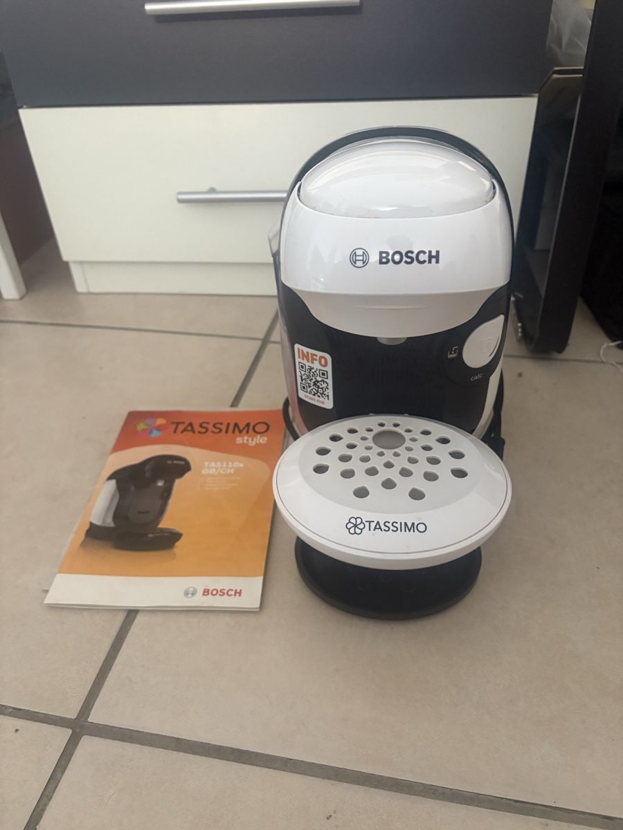Bosch Kaffeemaschinen & Espressomaschinen: Machine a cafe Tassimo Style occasion bon etat – Gebraucht aus Bière von jojo112