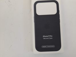 IPHONE 17 PRO Silicone Case with MagSafe
