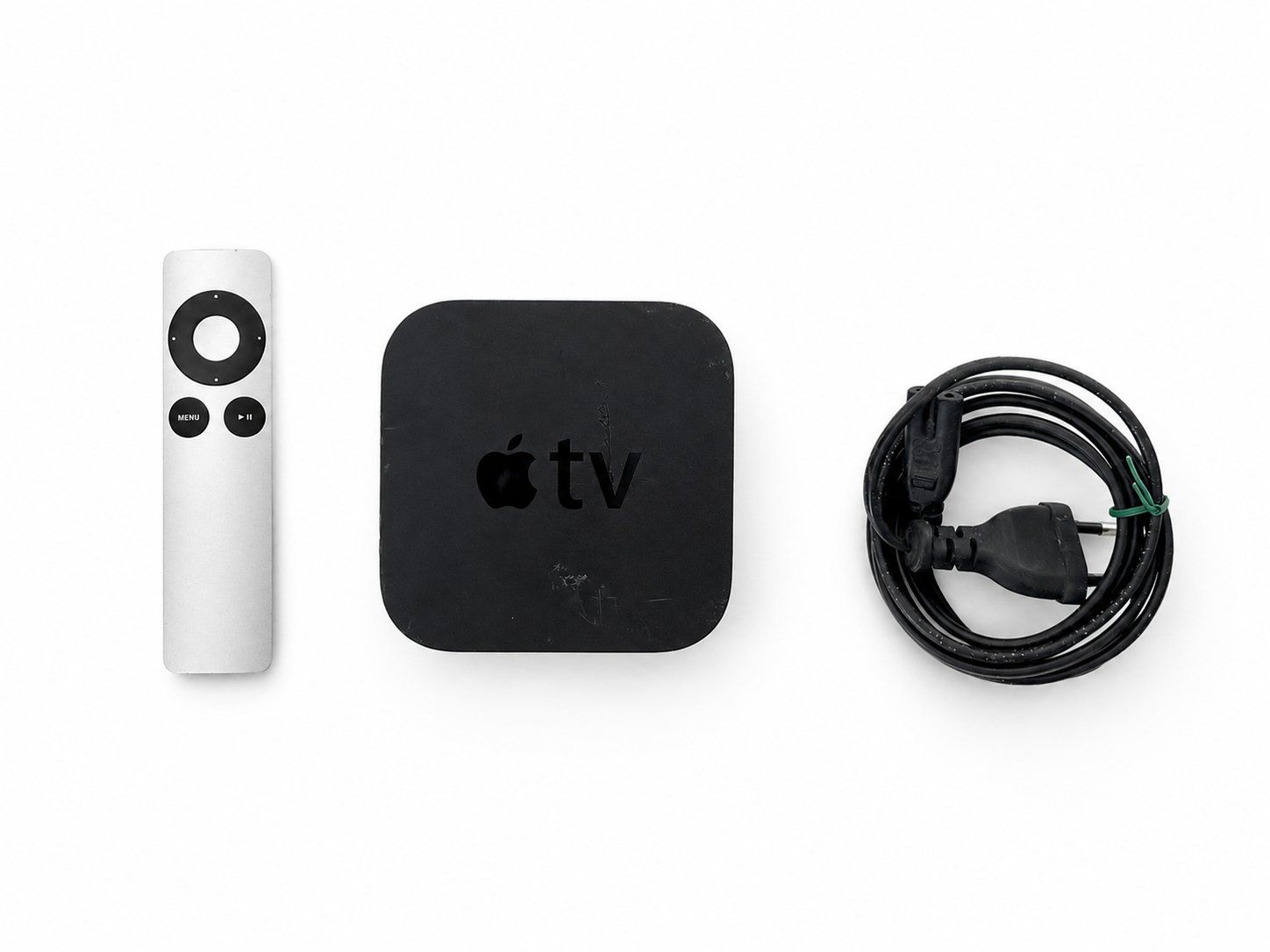 Apple Sistemi audio & multimediali: Apple TV (A1378) + Fernbedienung + Stromkabel – Usato da Zürich venduto da ThiIo