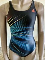 Original Adidas Badeanzug, Gr. 40, schwarz, gemustert