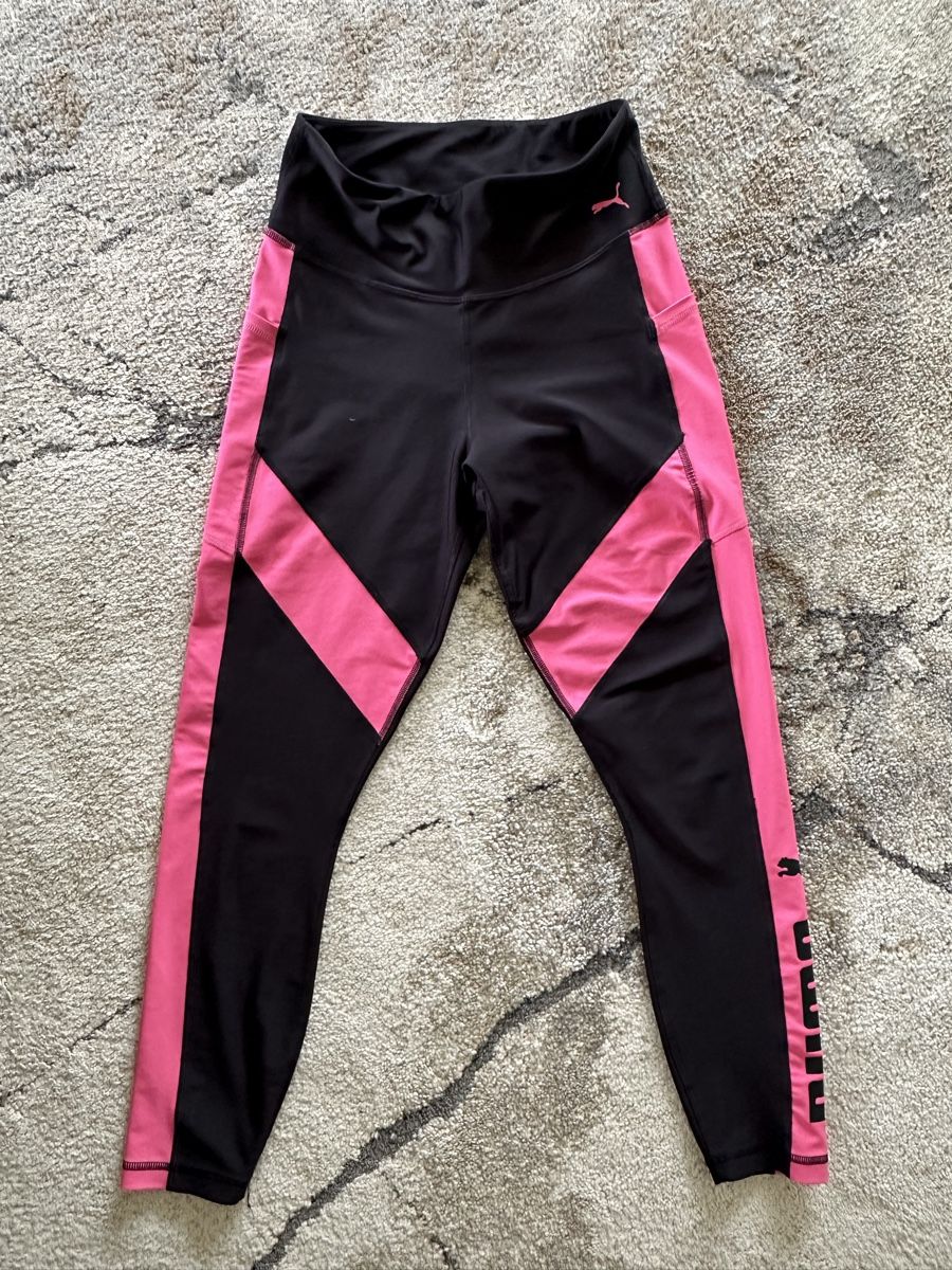 Puma Leggings: Puma Leggings Black Pink Size M - Excellent – Usato da Kloten venduto da gab_jl5l 1