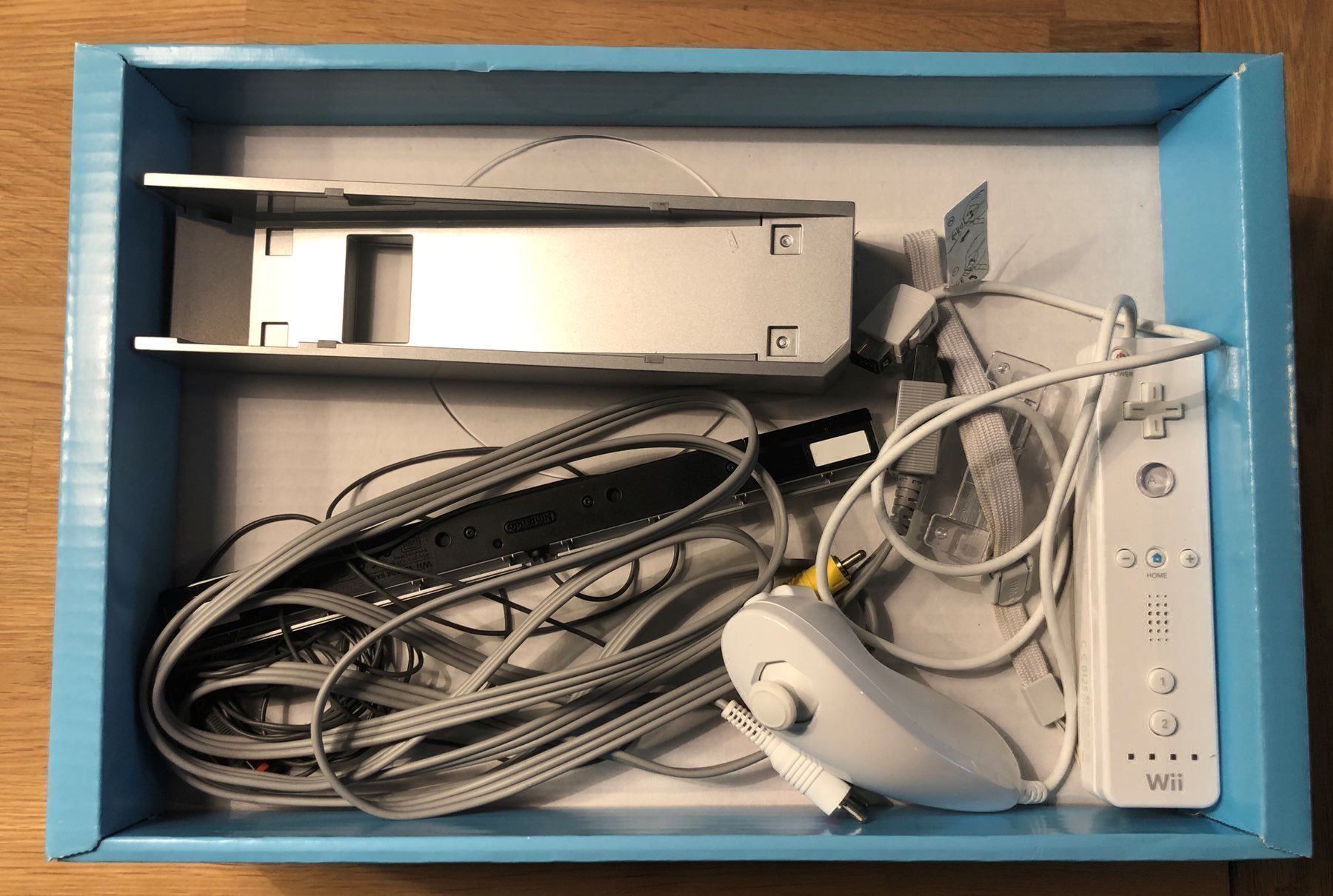 Nintendo Console: Nintendo Wii in OVP – Usato da Kestenholz venduto da Matti_10 3