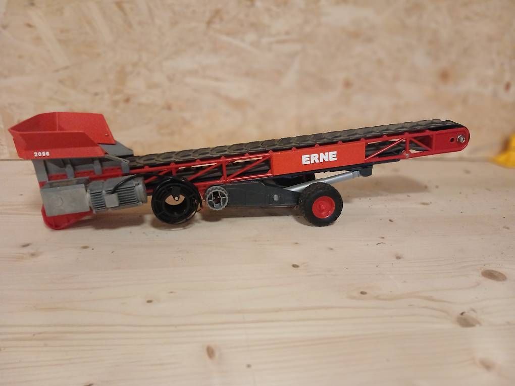 Lade-, Silier- & Transportwagen: Rc förderband – Gebraucht aus Eichberg von luk_6sxq