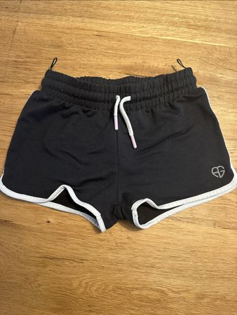 128 kurze Hose 2x