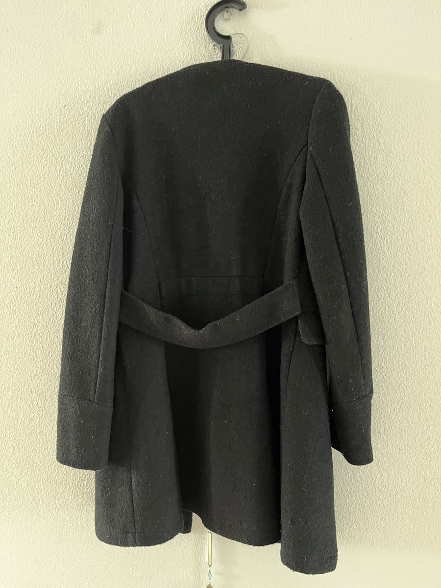 Cappotti: Eleganter Wintermantel mit Knöpfen, Gr 36 – Difettoso da Basel venduto da JJ.Elena 2