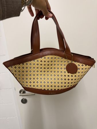 Handtasche braun mit Rattan Optik neuwertiger Zustand