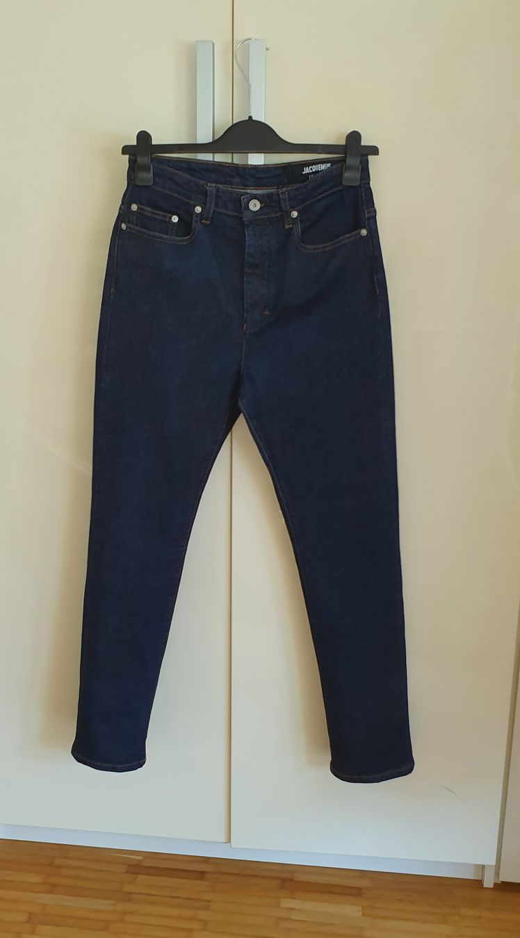 Jacquemus Jeans: Jacquemus Jeans – Nuovo e nell'imballaggio originale da Basel venduto da Kristal4