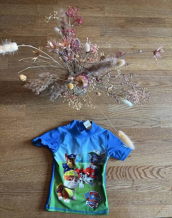 Costumi da bagno: UV-Shirt Grösse 80 – Usato da Bäretswil venduto da Vanessia