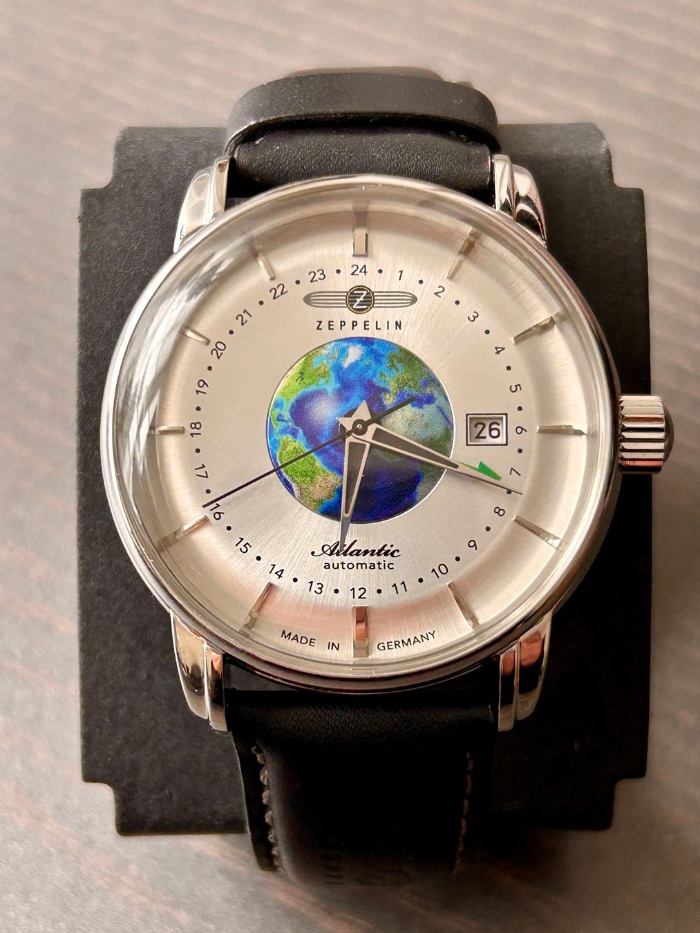 Zeppelin Uhren: Montre Zeppelin automatic GMT – Neu und originalverpackt aus Préverenges von san_2wc2