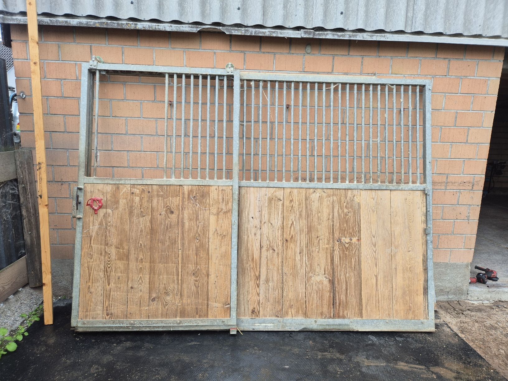 Equipement box: Pferde Boxentüre – D'occasion à Hombrechtikon par Fiatagri80-90 1