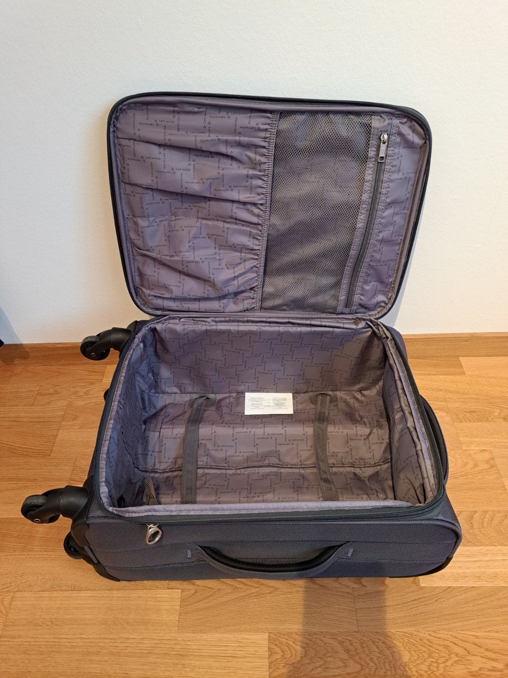Samsonite Valises de voyage: Koffer Samsonite Carry-On Luggage – D'occasion à Männedorf par ste_9lfs 9