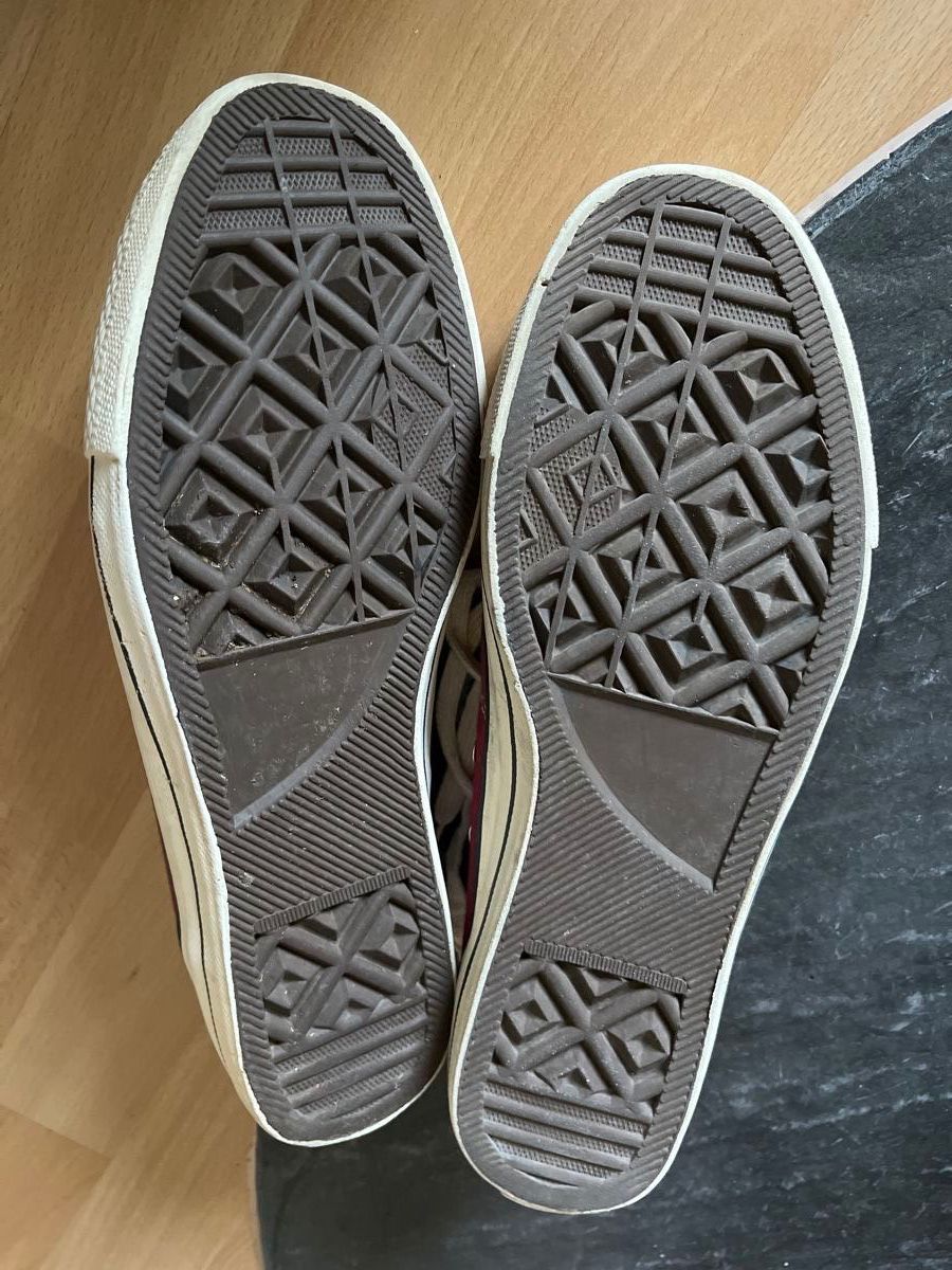Scarpe da uomo: Schöne Canvas Sneakers Gr. 45 – Usato da Uster venduto da Arrayo 2