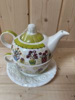 Teeservice Porzellan mit Blumenmuster neuwertig