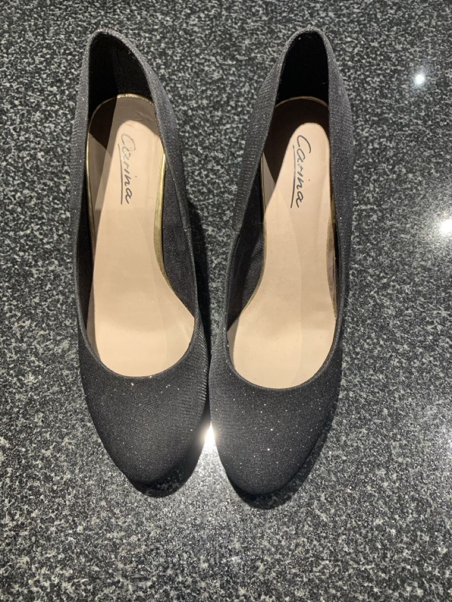 Scarpe da donna: Pumps gr 39 – Usato da Oberstocken venduto da Janu88