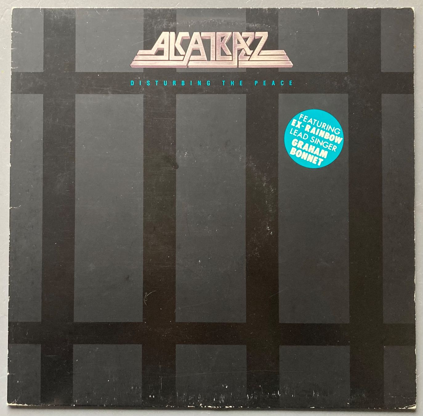 Dischi in vinile: ALCATRAZZ - DISTURBING THE PEACE – Usato da Poliez-Pittet venduto da Newtown-Records