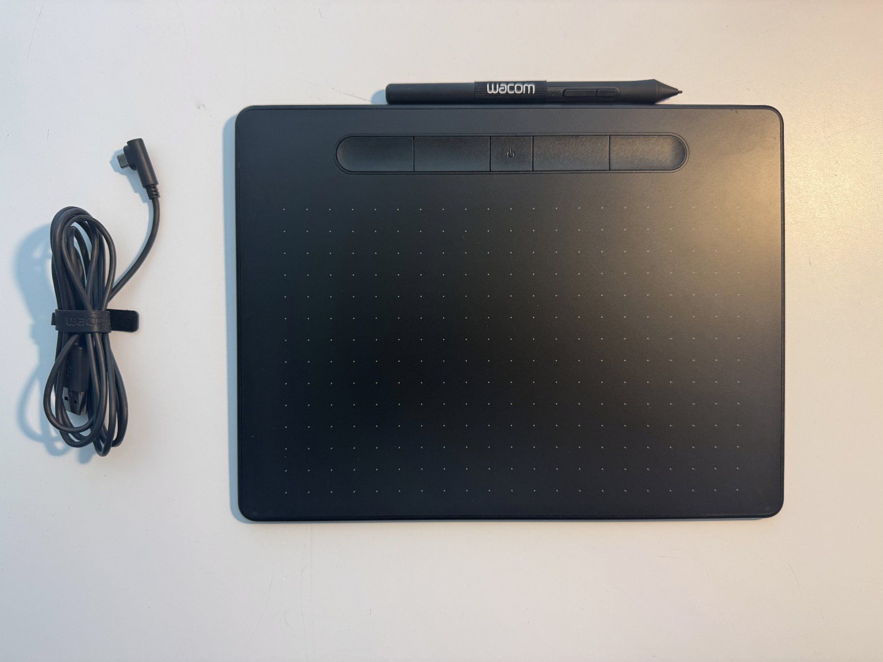 Wacom Tablet PC: Wacom Intuos M BT – Gebraucht aus Bremgarten AG von joker_eat_world