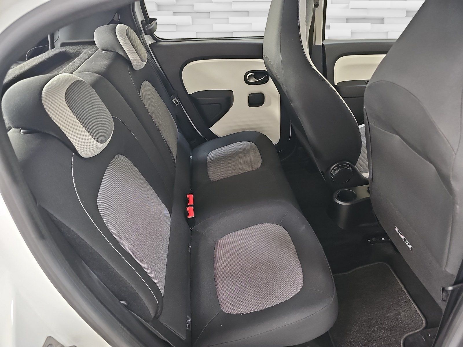 Renault Automobili: RENAULT Twingo Electric Zen – Usato da Conthey venduto da garagedunord 8
