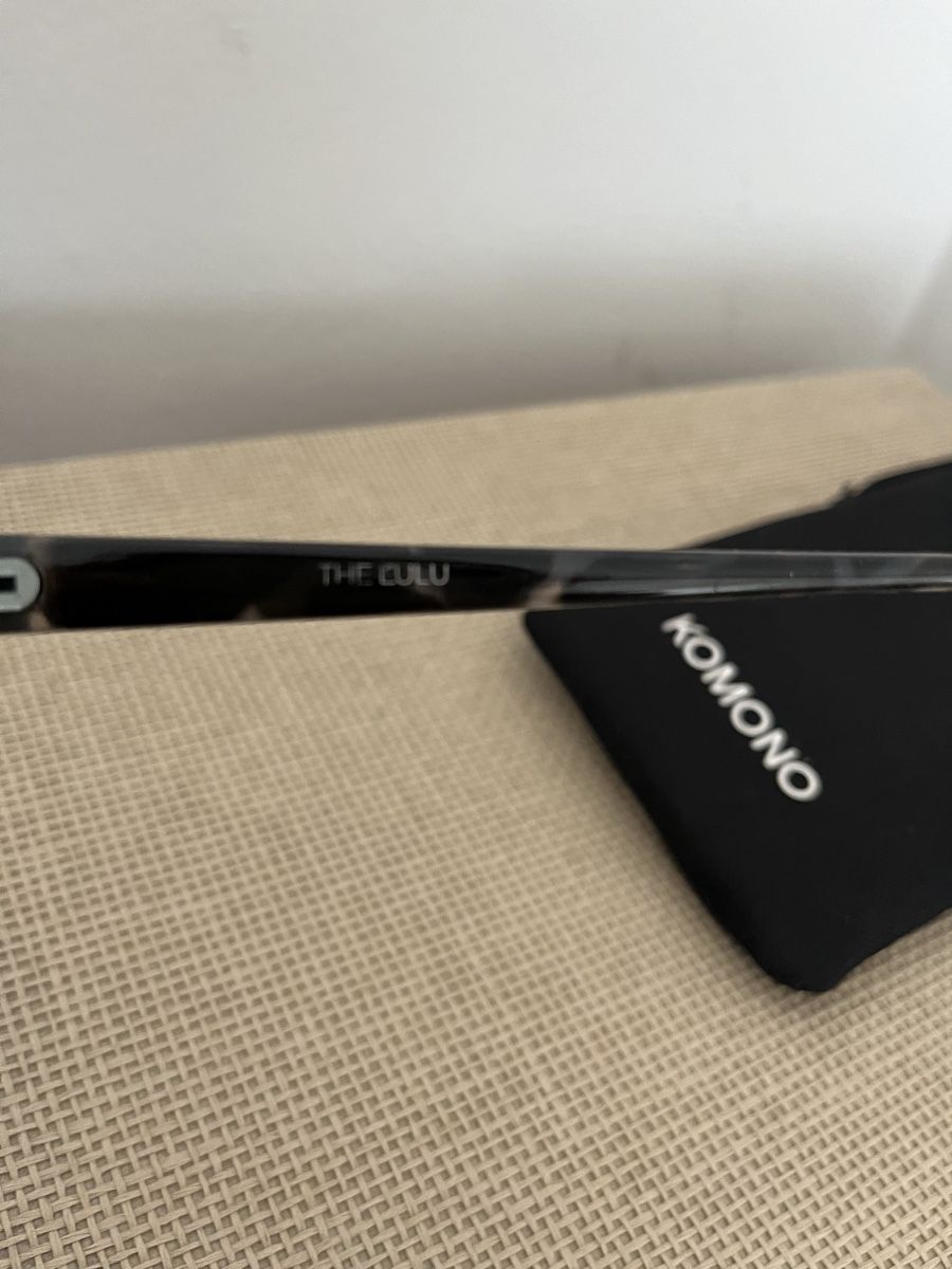 Occhiali & Lenti: Komono Sonnenbrille  – Nuovo (secondo la descrizione) da Zürich venduto da jul_5lt7 2