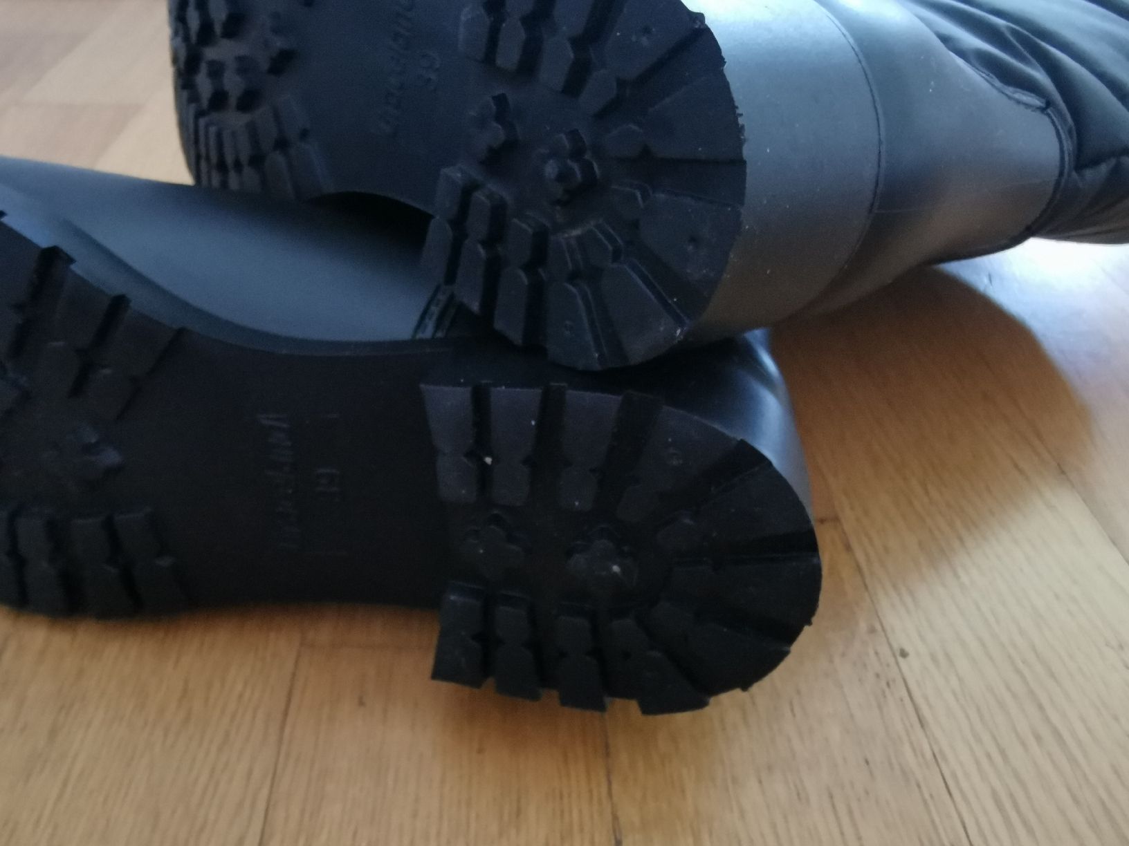 Dosenbach Scarpe da donna: Winterstiefel, Gr. 39, Schwarz – Usato da Glattbrugg venduto da riseca 6