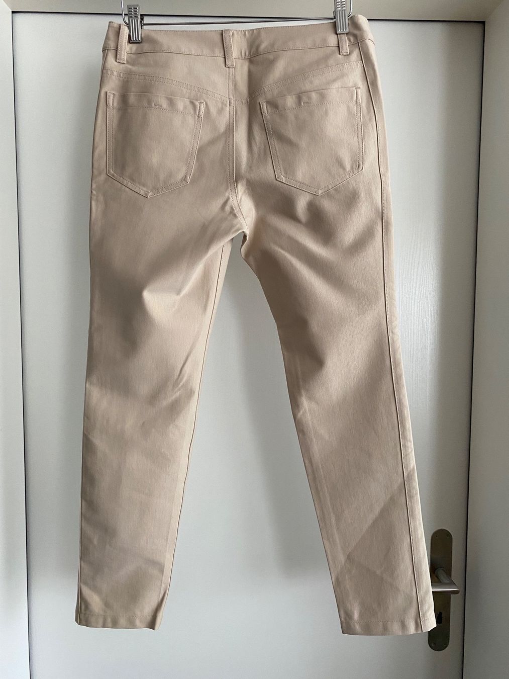 Pantaloni: NEU Damen Hose Beige Gr. M – Usato da Zürich venduto da ron_t88f 1