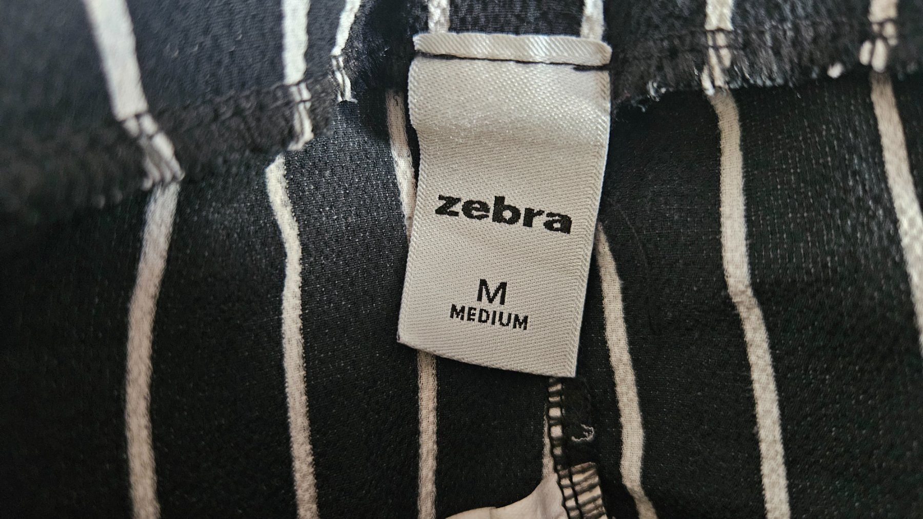 Zebra Pantaloni: Damenhose – Usato da Münchenbuchsee venduto da Yothu 2
