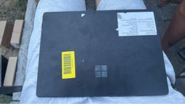 Microsoft Surface Pro X 128gb mit 8GB Ram / SQ1 / LTE