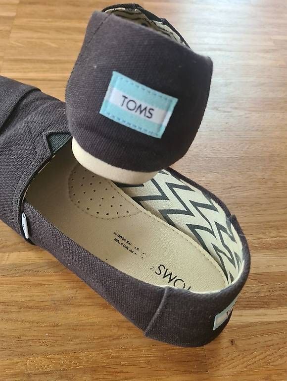 Scarpe da donna: TOM's apalargata – Usato da Bern venduto da Seeraeuberjenny 2