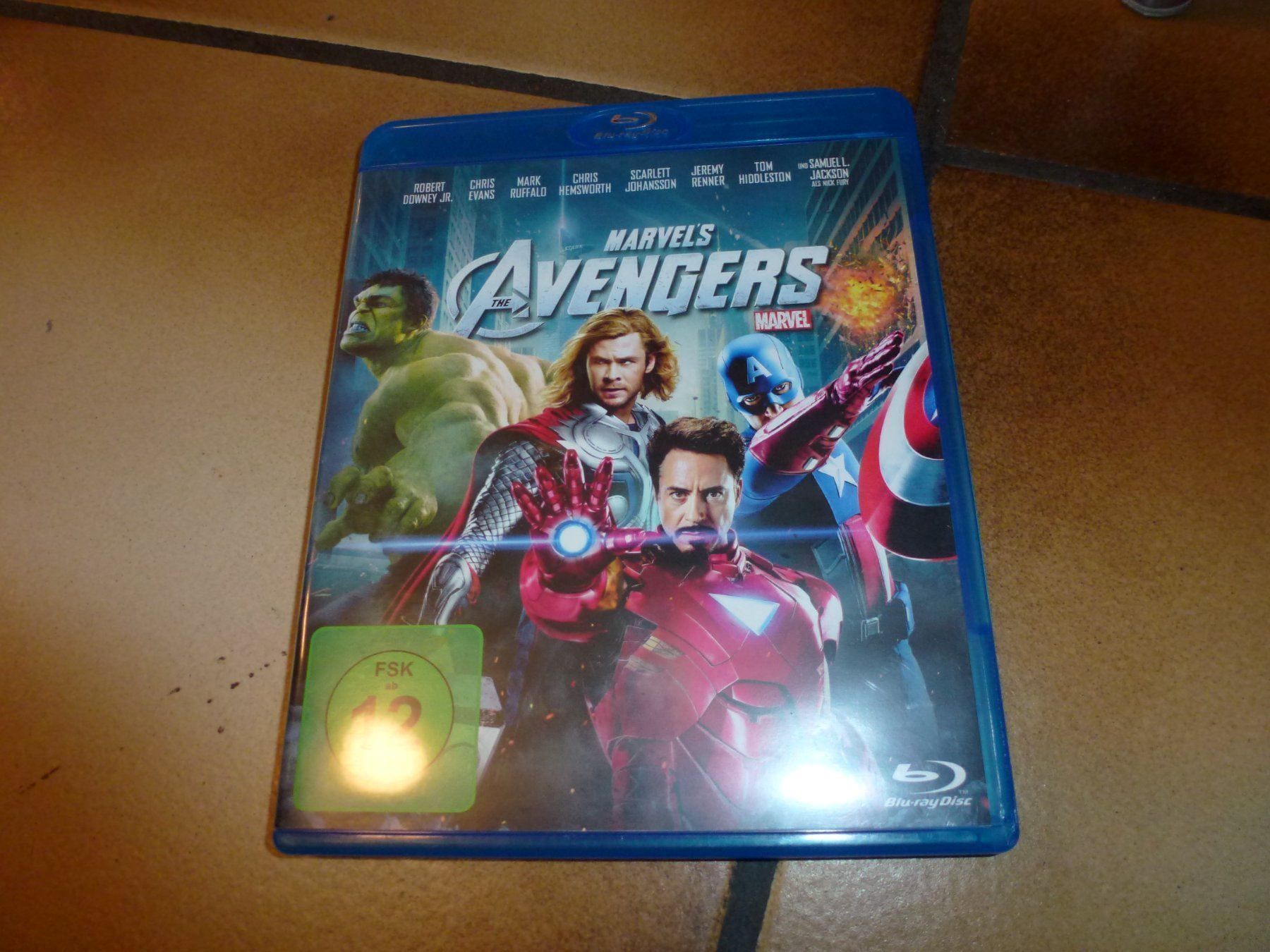 Tutti i DVDs: Marvel's Avengers BLU-RAY – Usato da Olten venduto da Disc-Verkauf