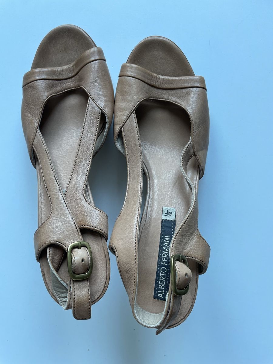 Scarpe da donna: Ledersandale mit Absatz Gr.39 – Usato da Gockhausen venduto da AnneT07 3