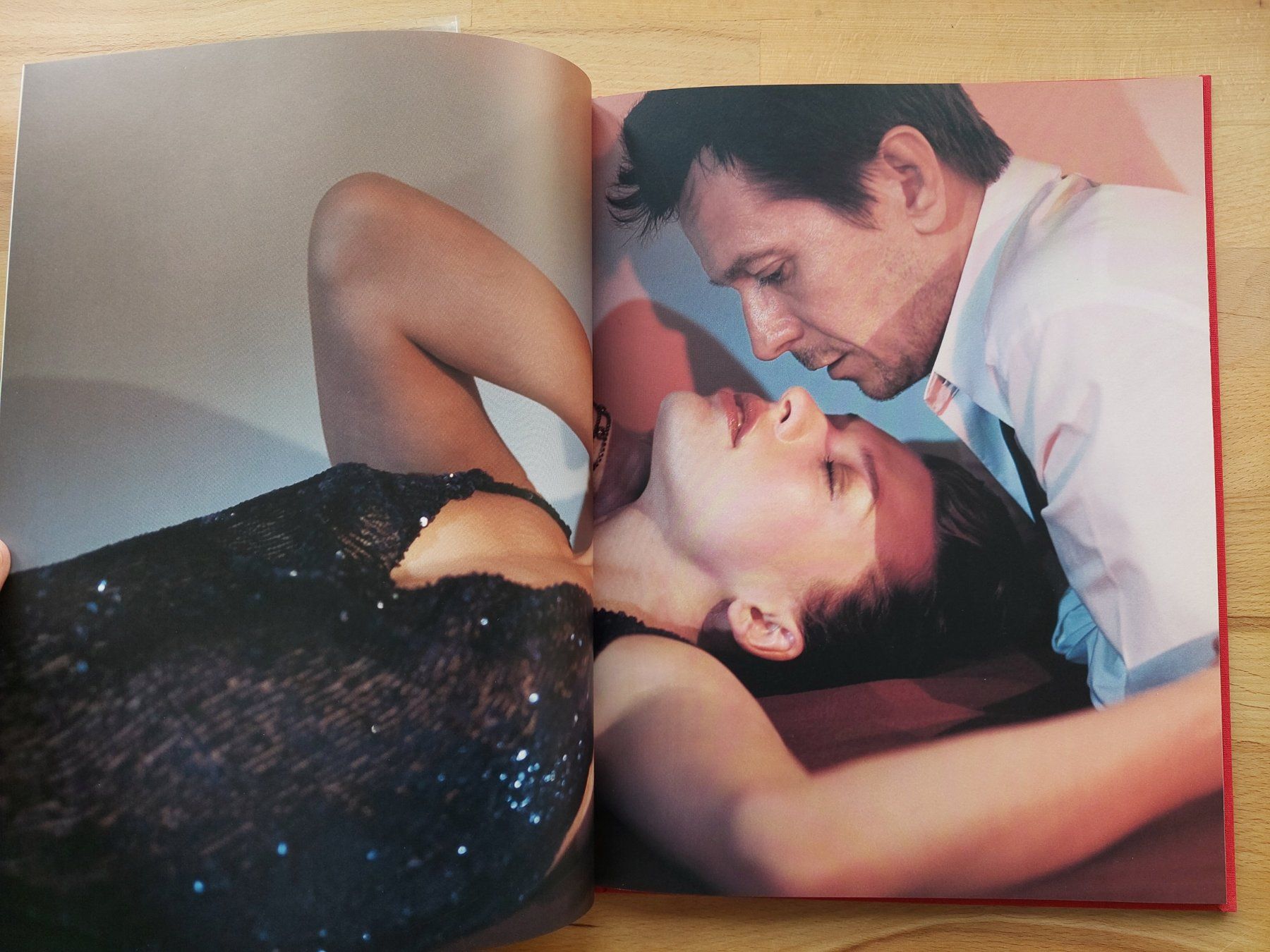 Libri: Donna Karan - Milla Jovovich / Gary Oldman - Paris 2000 – Usato da Obfelden venduto da Foto_Bild_Kunst_Buch 3
